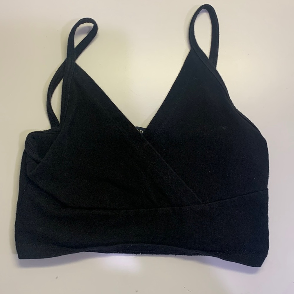 black brandy melville cut top